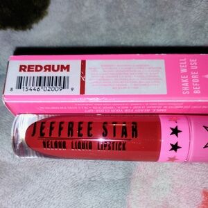 Jeffree Star Velour Liquid Lipstick - Bold Redrum